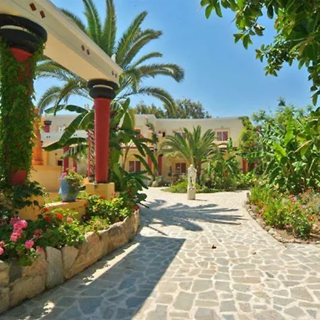 Apollon ホテル 4*