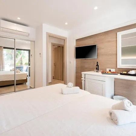 Apollon Otel 4*