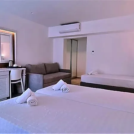 Apollon Hotell 4*