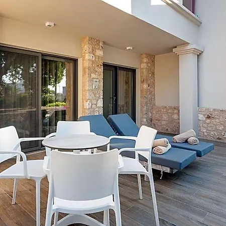 Hotell Apollon 4*