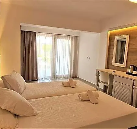 Apollon Hotell 4*