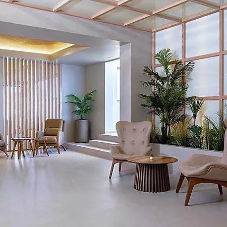 Apollon Hotell 4*