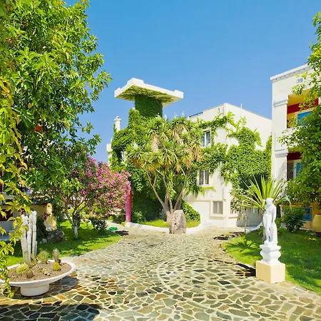 Hotell Apollon 4*