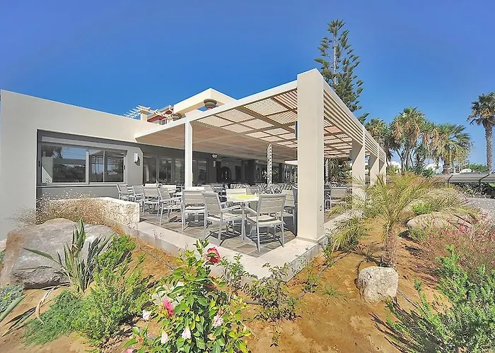 Apollon Готель