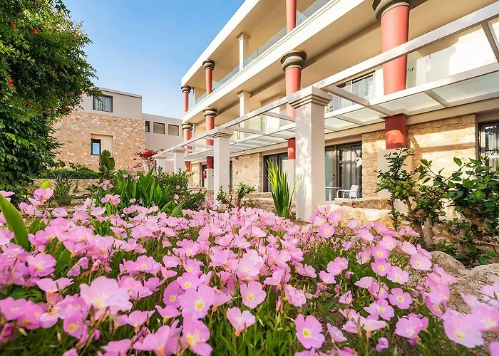 Готель Apollon 4*